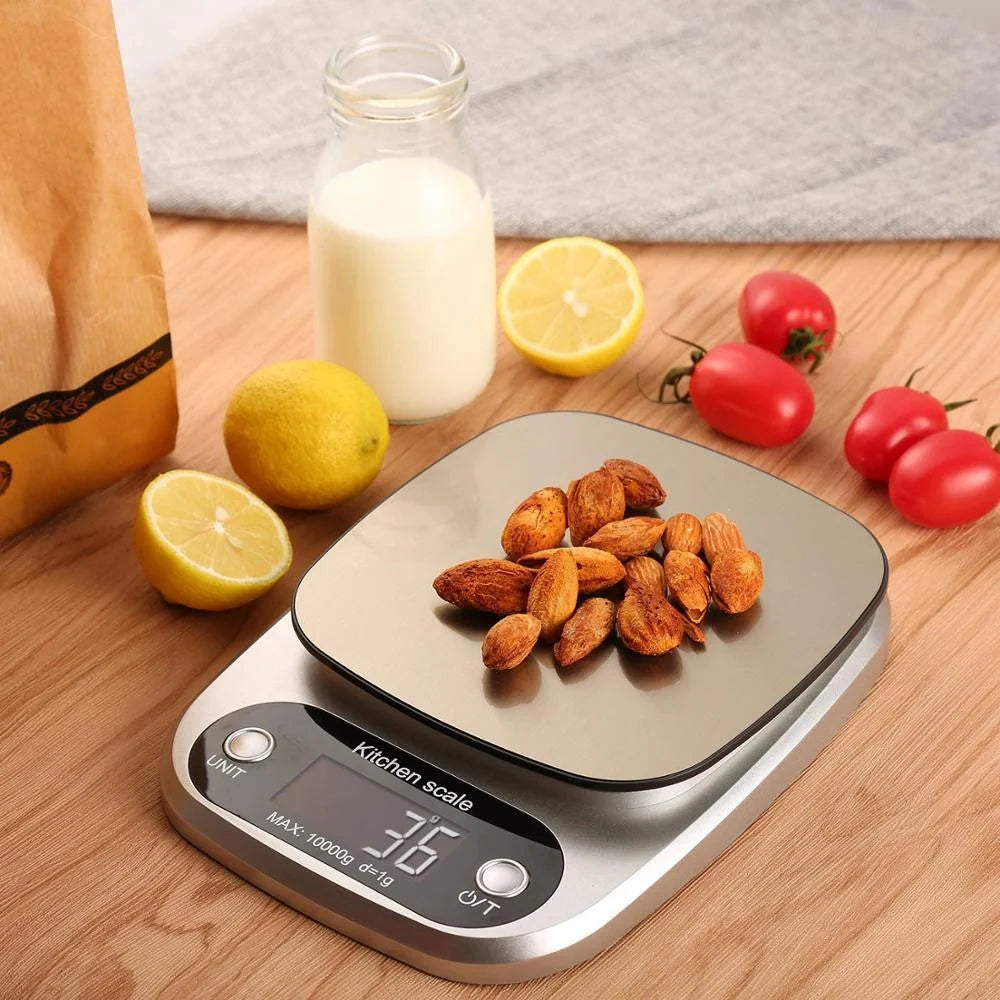 Precision kitchen scale with dual weighing modes for accurate cooking and baking