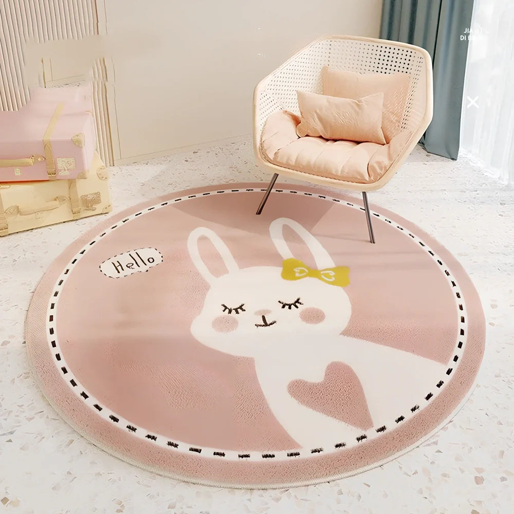 Circular children's polyester rug with animal character design, measuring 120cm diameter with soft pile surface