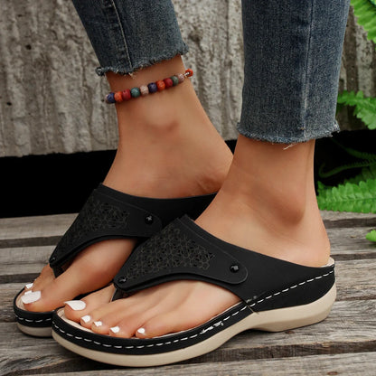 Women's PU thong sandals in various colors, showcasing segmented toe design