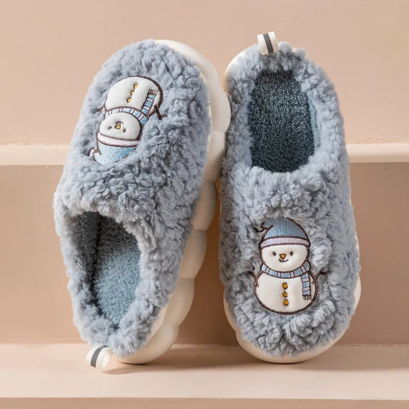 Cozy snowman-shaped slippers with thick, anti-slip soles and plush lining for indoor comfort and warmth