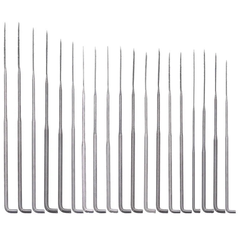 Wool felt stamp pin handicraft tool with oil-free needles in 9.0cm, 8.6cm and 7.8cm lengths and multiple needle types