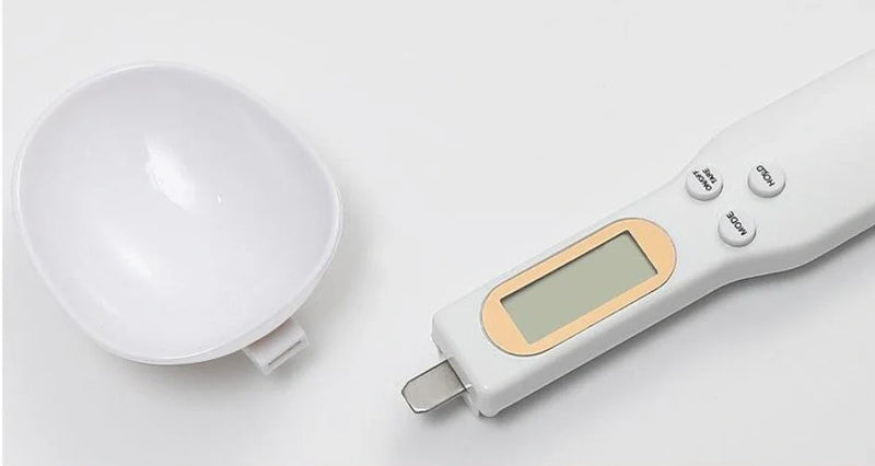 Hhomeenjoy Versatile Kitchen Scale and Measuring Spoon Combo