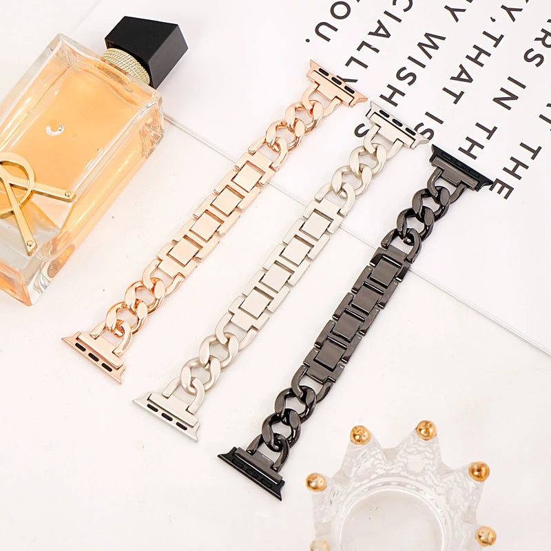 Fashion Personality Denim Chain Watch Strap: A 22mm metal strap compatible with Apple Watch models 38-49mm, available in five metallic finishes including Starlight, offering a durable and adjustable alternative to standard bands.