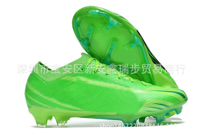 Men's knitted football shoes with air cushion and FG rubber studs on natural grass