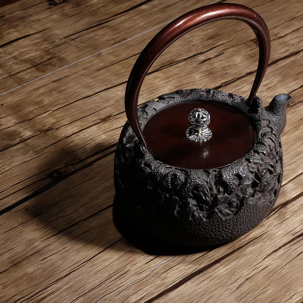 Handmade pig iron pot tea set in rock crab color, 1.3L capacity