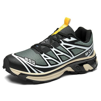 Low-top hiking shoes with mesh lining and rubber sole in multiple colour options