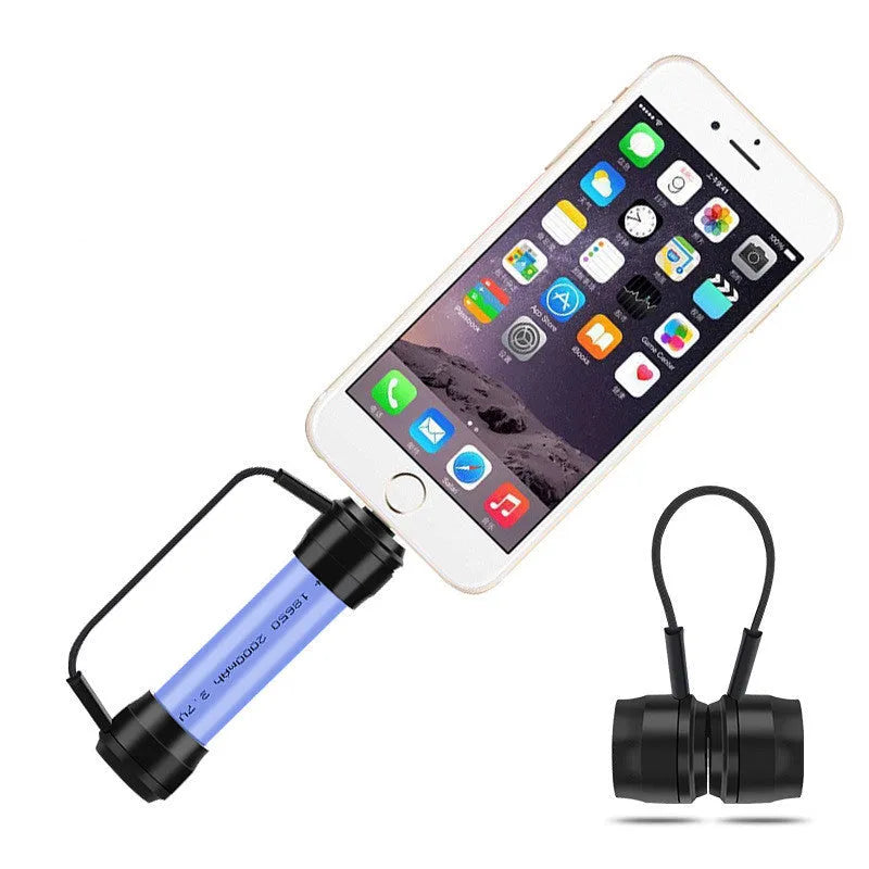 Mini keychain emergency charger for mobile phones with 18650 lithium battery compartment