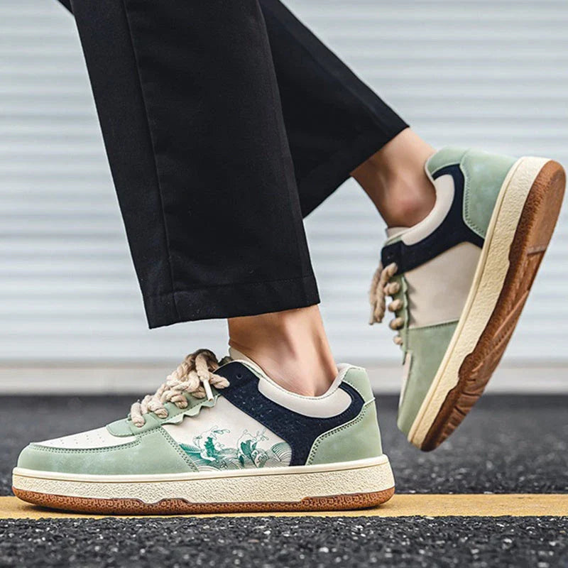 Comfortable lace-up casual shoes for stylish men, featuring a soft, thick sole, breathable design, and trendy color options