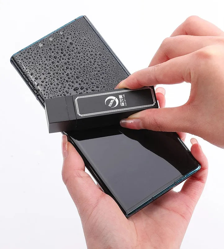 Black case containing 40 disposable screen cleaning sheets for mobile phones and tablets