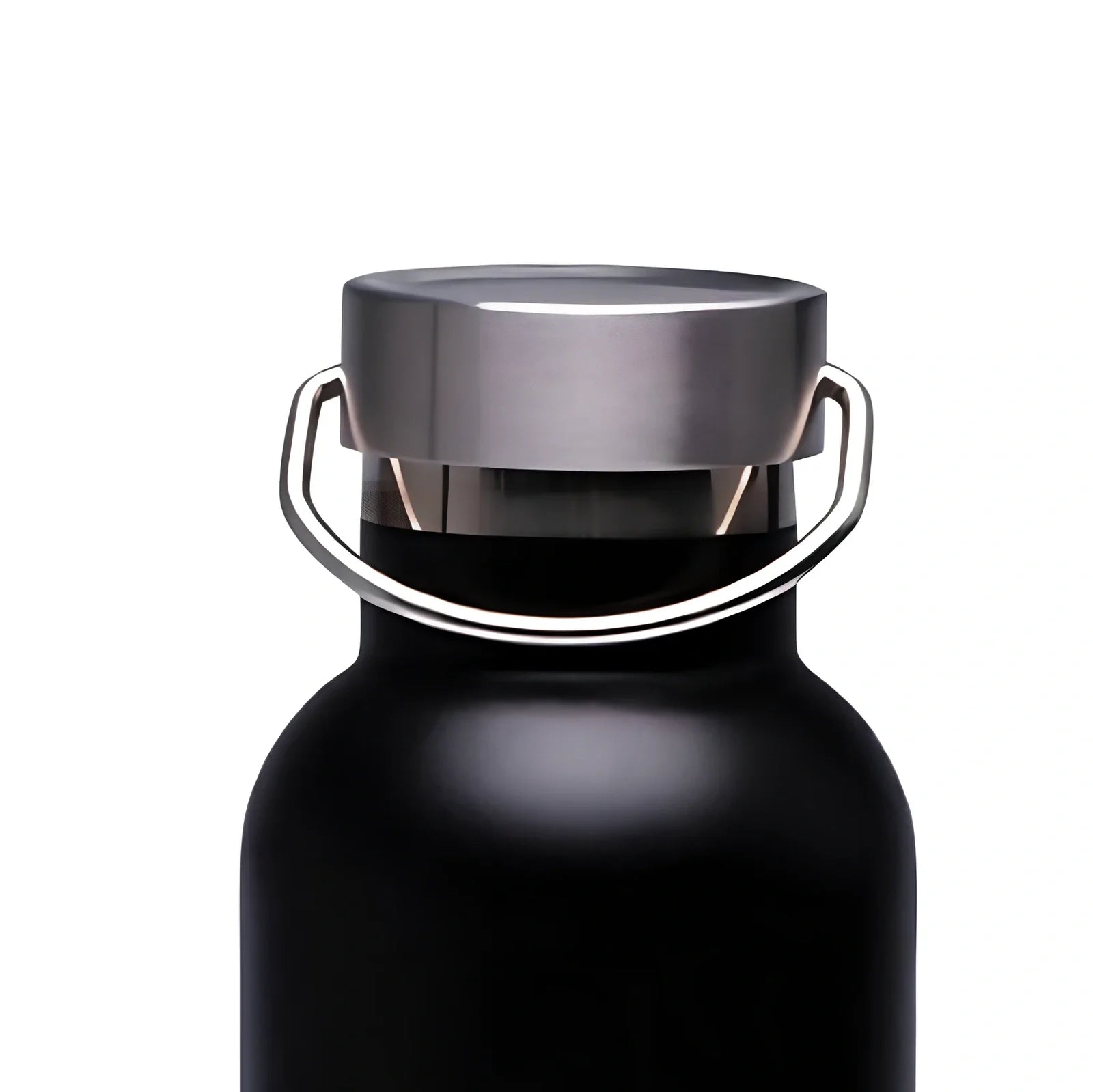 Black stainless steel water bottle showing 750ml capacity marking and measuring 24cm tall