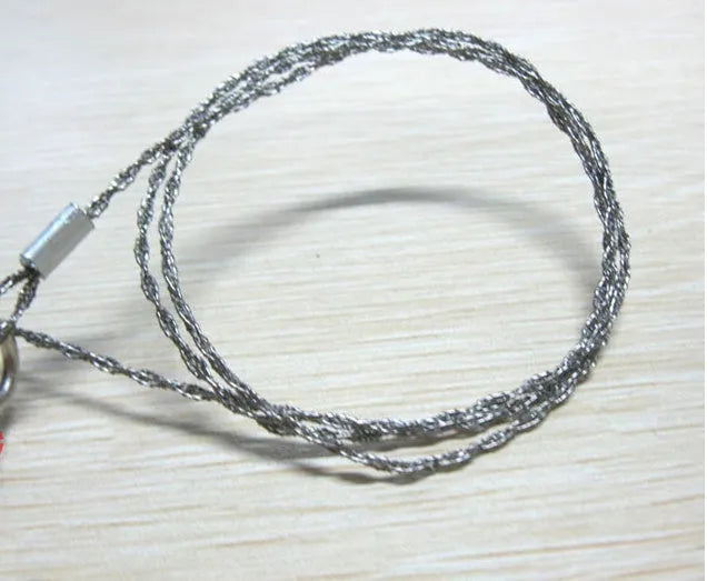 Multifunctional Outdoor Survival Wire Saw with 55cm Stainless Steel Blade and Pull Ring Handles for Camping, Bushcraft, and Emergency Kits - 30g Ultra-Lightweight Portable Cutting Tool