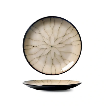 Japanese porcelain plate with underglaze colours, 21cm diameter, flat disk design