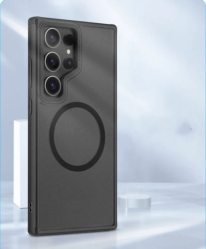 Samsung S24 armor matte protective cover in black, TPU PC anti-fall case with magnetic suction