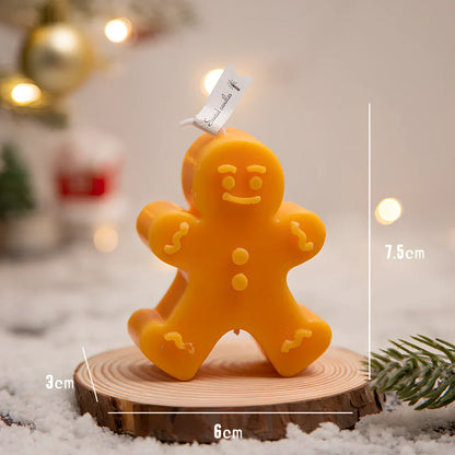 Christmas tree scented soy wax candle with lead-free cotton wick in cylindrical shape, multiple size options available