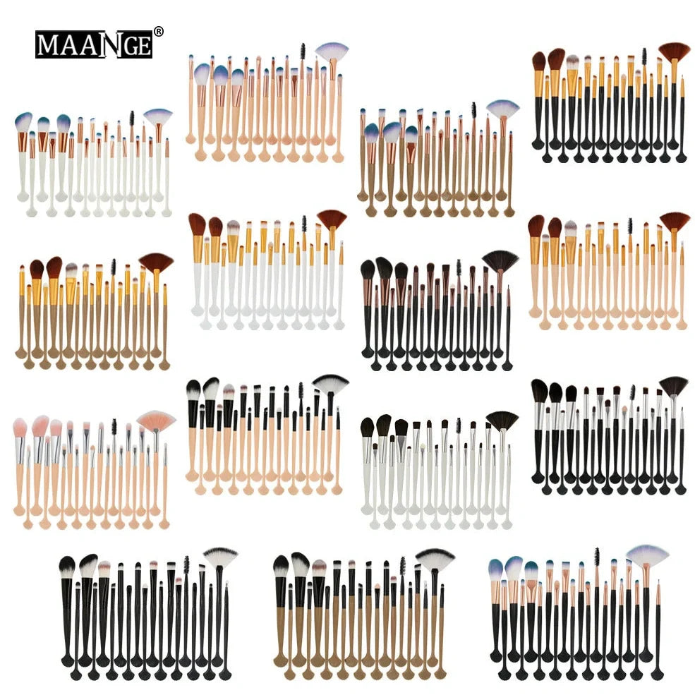 Cosmetic brush kit with 3cm nylon bristles and 14cm plastic handles in multiple colours
