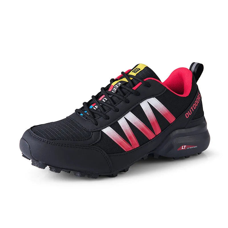 Men's mountaineering and rock climbing sneakers with rubber sole and lace-up front in black colour.