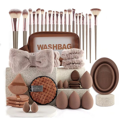 Hydrophilic non-latex beauty tools makeup brush set in pink, brown, or purple colour options