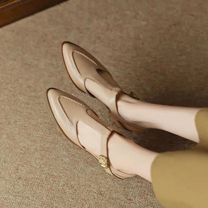 Women's closed toe pointed sandals with chunky heel, synthetic leather upper and rubber sole, in apricot or light brown