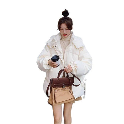 Women's loose cotton-padded jacket with princess sleeves in milky white or black.