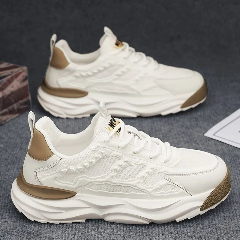 Men's solid colour breathable mesh casual shoes with round toe in white or black.