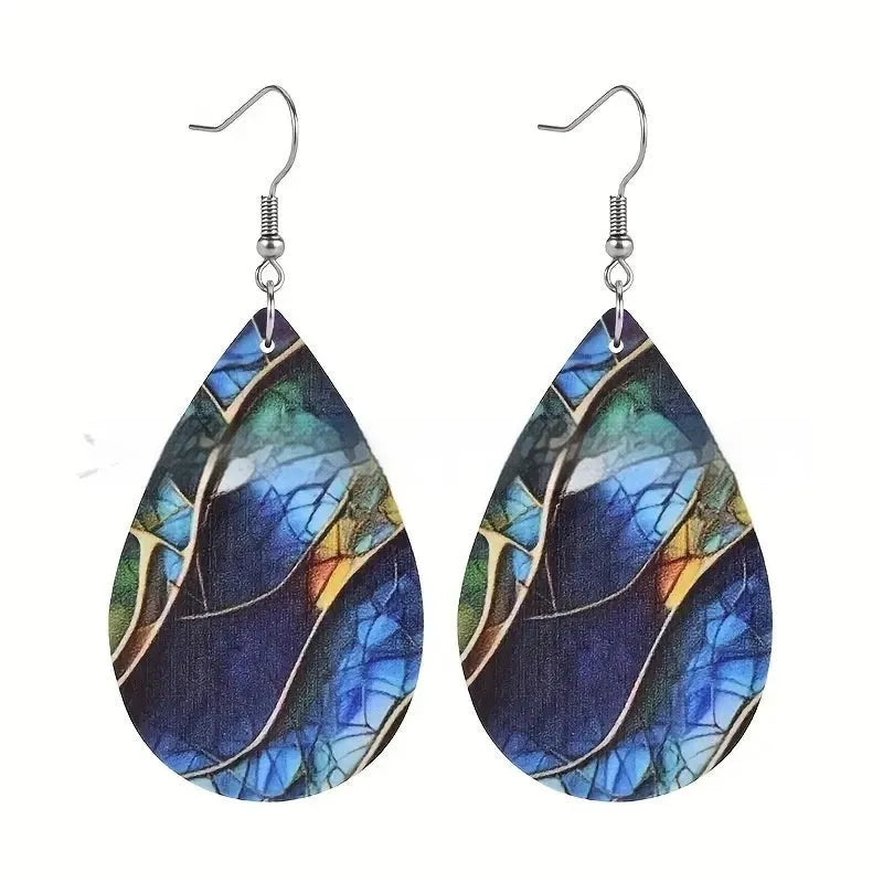 Acrylic drop earrings with printed flat branch knot design, measuring 3.5cm in length