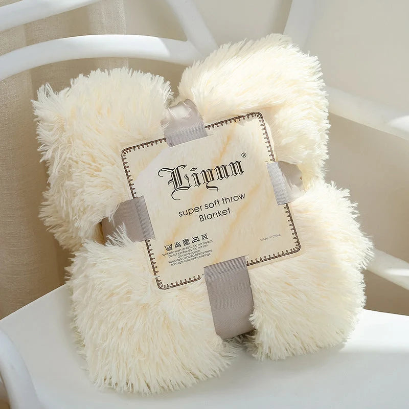 European style coral fleece blanket in various colors and sizes for cozy warmth and elegant decor