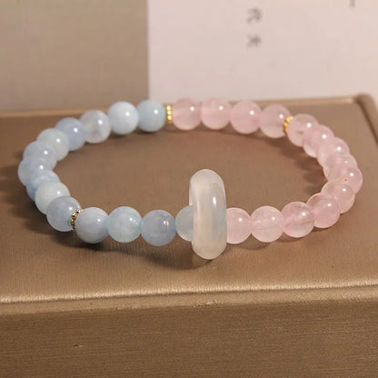 Handmade aquamarine crystal bracelet for women with mixed materials and adjustable design
