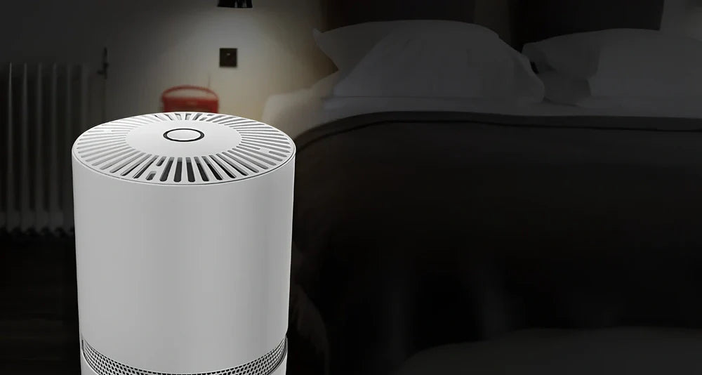 White portable desktop air purifier measuring 175x175x220mm for 4-10m² spaces