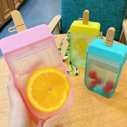 Summer children's water cup with straw, leak-proof design, and cartoon pattern