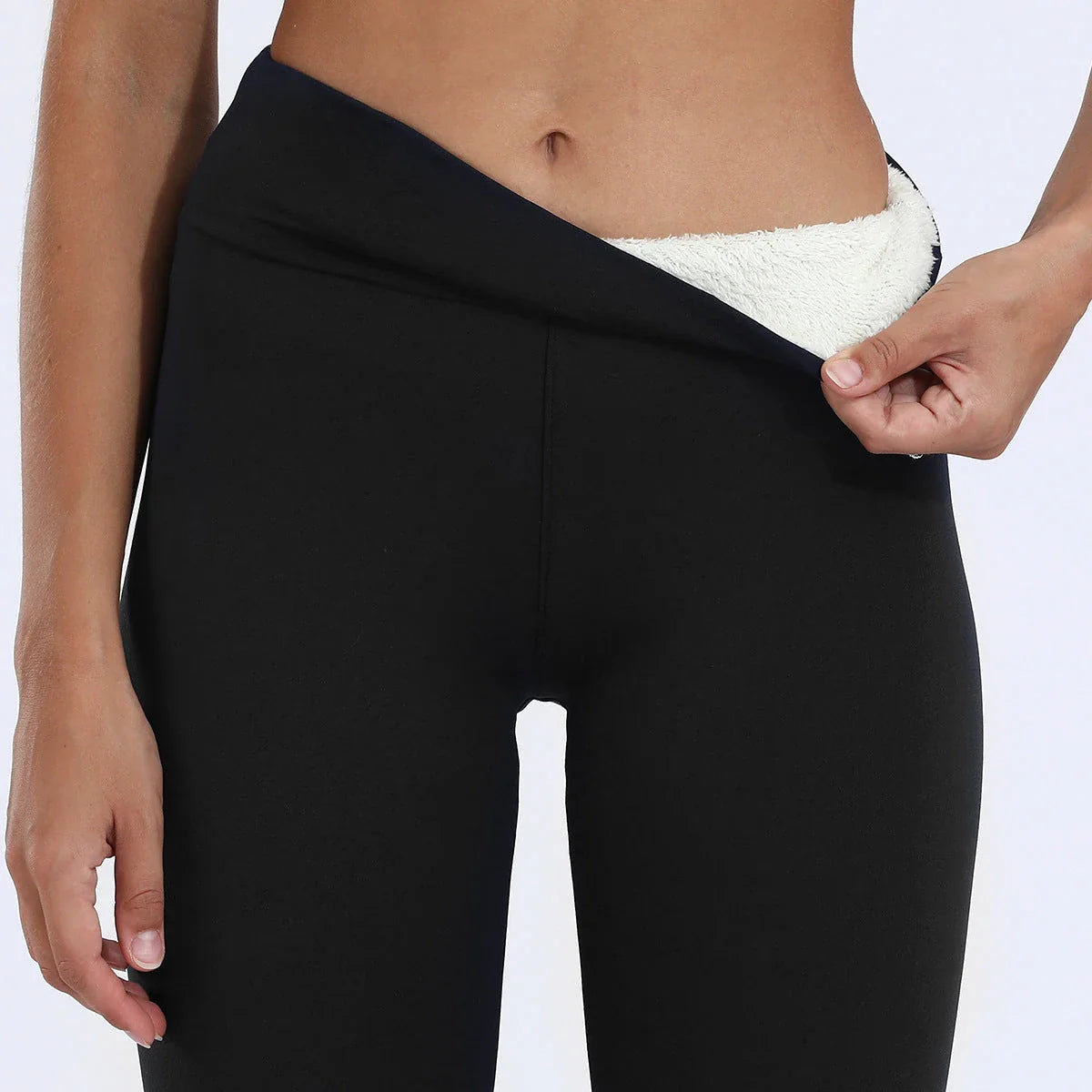 Premium cashmere-blend leggings in a variety of colors for stylish winter warmth