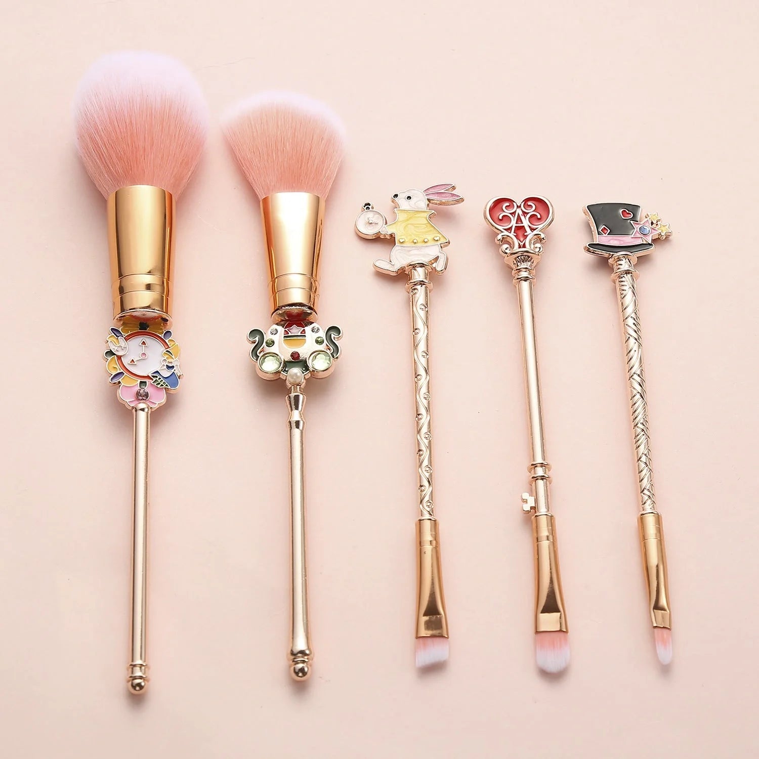 Alice makeup brush in rose gold and gold for precise makeup application