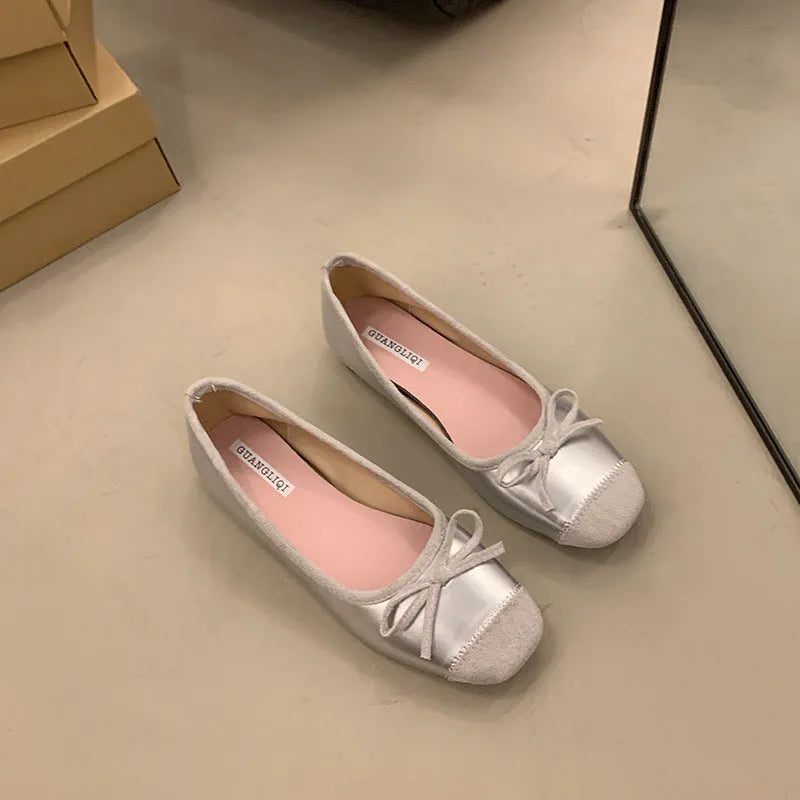 Retro women's ballet pumps with square toe and bow detail in four colour options