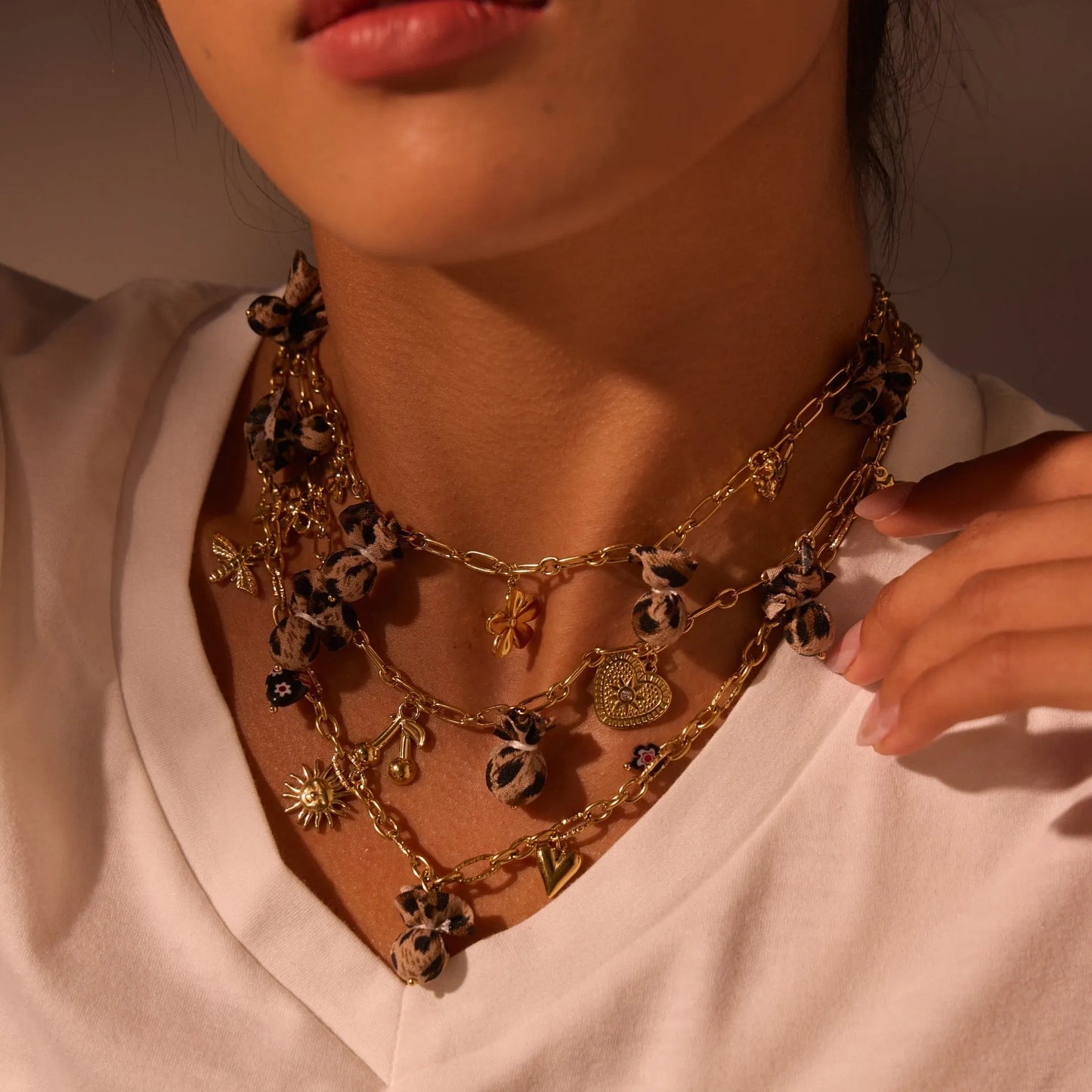 Geometric leopard pendant necklace with love heart flowers on adjustable stainless steel chain