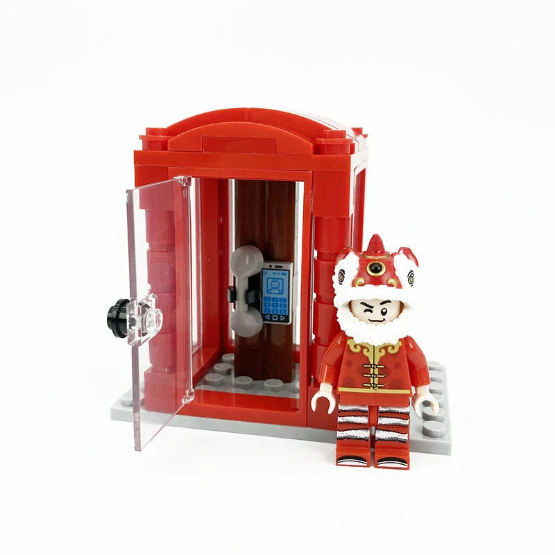 Classic British red telephone box building blocks set, featuring detailed construction and iconic design
