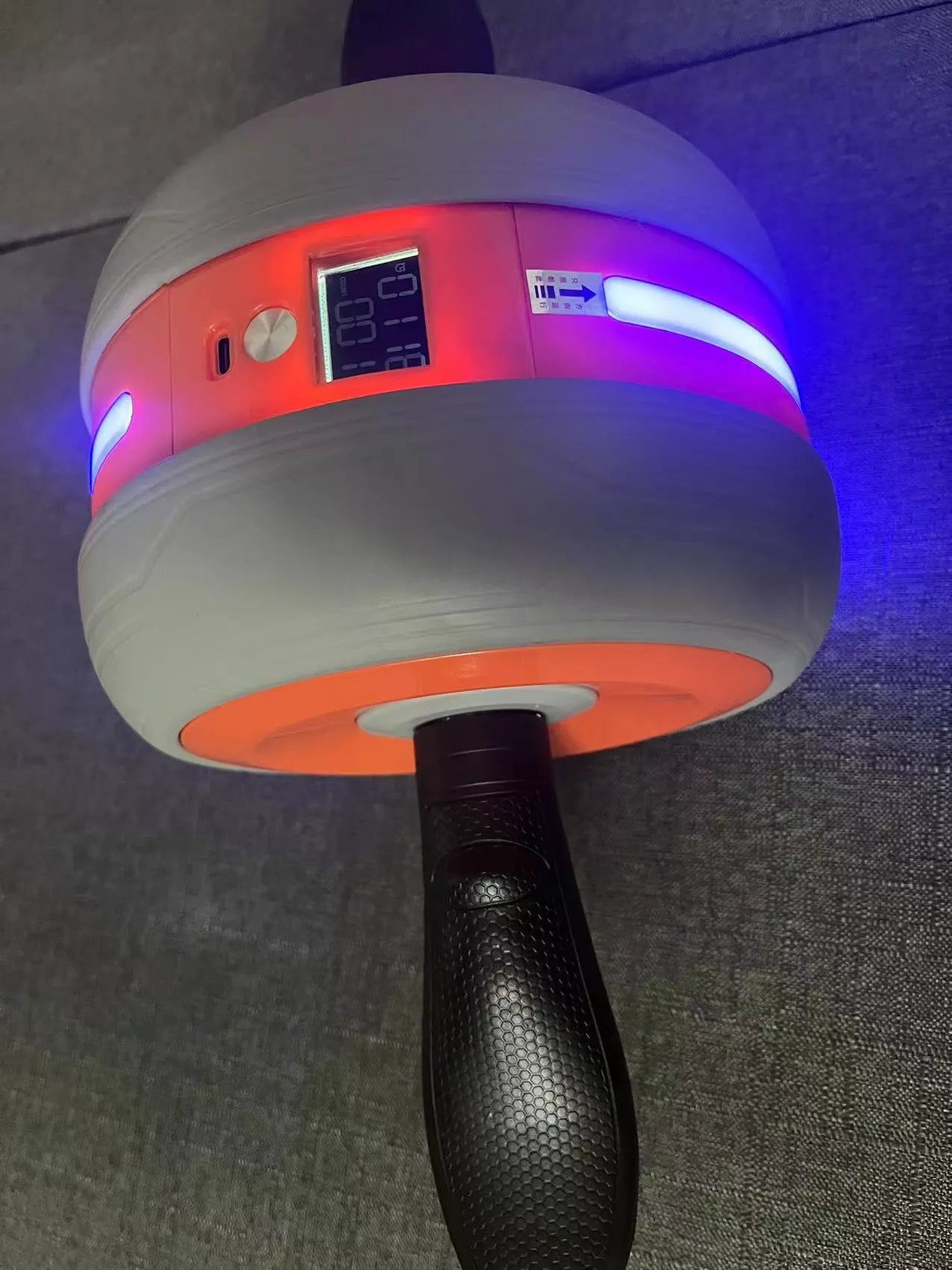 Automatic Rebound Abdominal Wheel with smart counting feature in gray