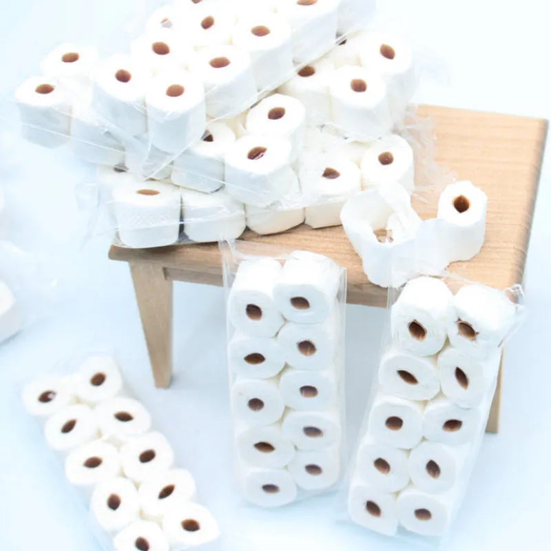 Simulated tissue roll paper model for children, dimensions 30x15x80mm, realistic texture