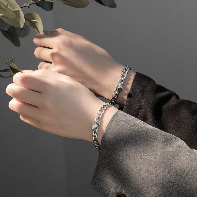 Silver magnetic couple bracelet with heart charm and NK chain, stainless steel and zinc alloy, 18cm or 20cm