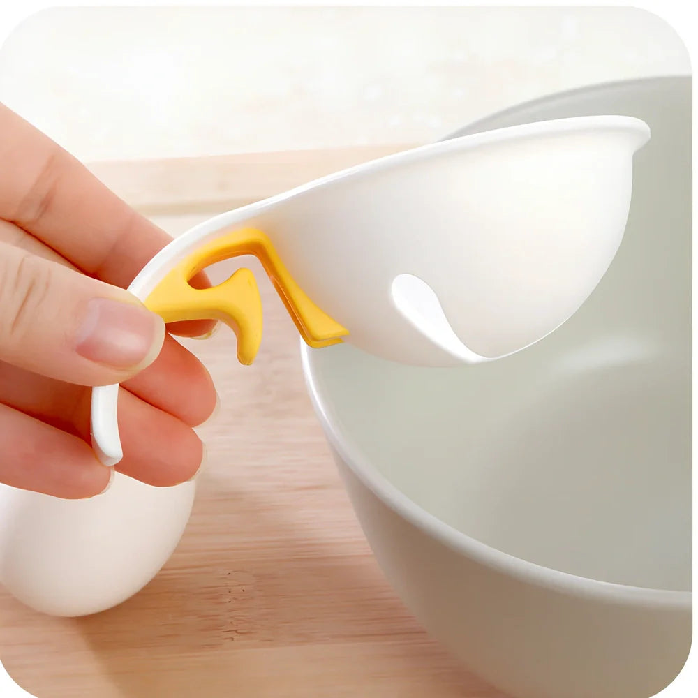 White ABS plastic egg separator with 10cm handle and 7.3cm bowl for yolk separation