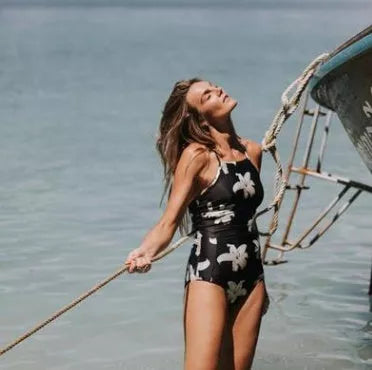 Women's XL Crochet Bandage Cut Out Monokini Swimsuit on beach