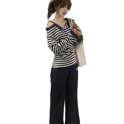 Women's dark blue Korean-style oversized long-sleeved t-shirt with embroidery and stripe details on viscose fabric