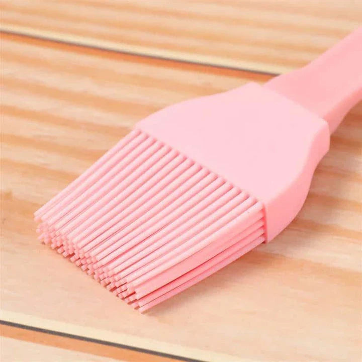 Cartoon Pig Shaped Baking Oil Brush and Scraper - Versatile and Durable Silicone Kitchen Tool