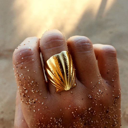 Elegant 18K gold-plated stainless steel ring with unique hammered texture