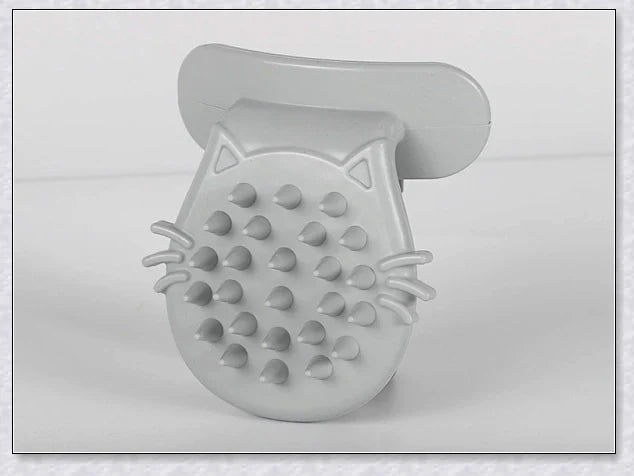 Premium Tongue Cat Brush made of soft, flexible silicone for natural bonding between cats and their owners