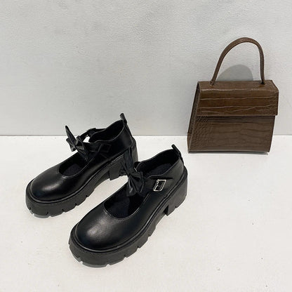 Stylish British-inspired small leather shoes for women with retro Mary Jane design, thick soft soles, and Japanese school girl aesthetic