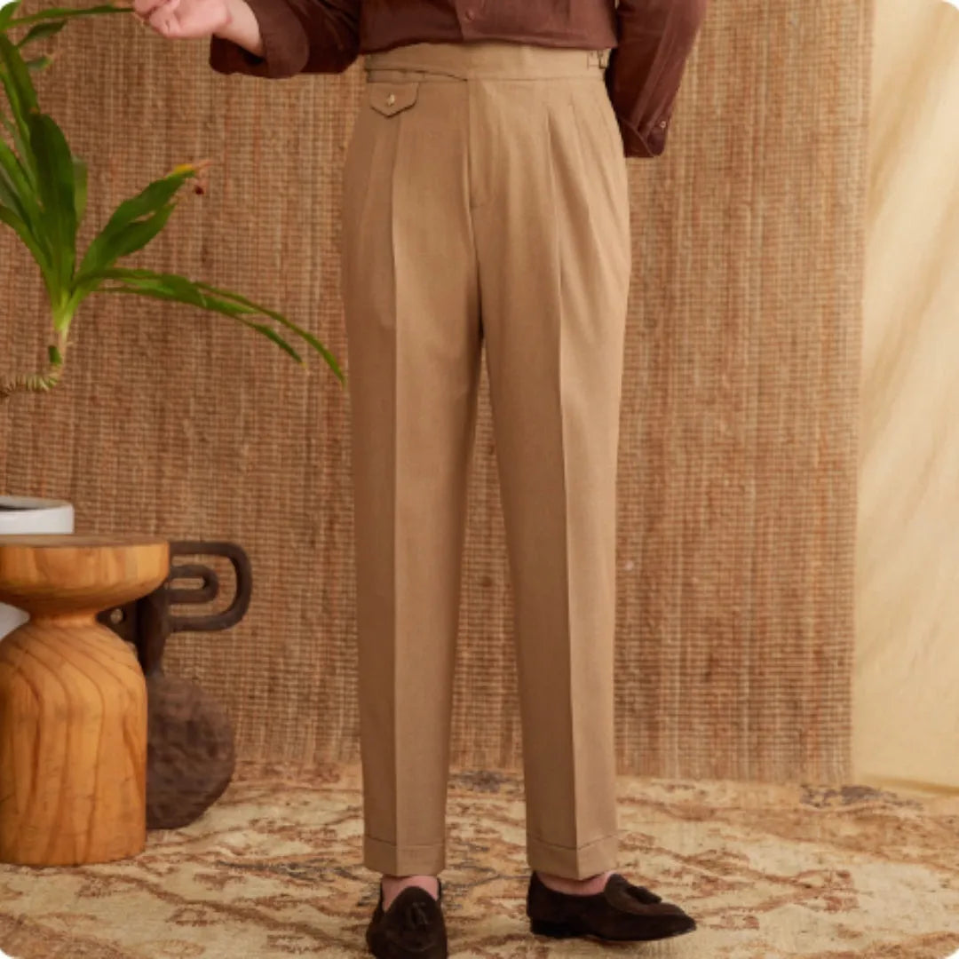 Men's slim-fit business trousers in dark grey, featuring a straight leg cut and medium-high waist, made from wrinkle-resistant polyester