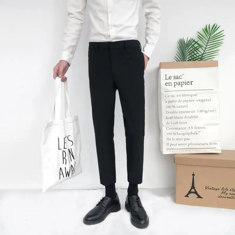 Men's straight-leg cotton casual trousers in khaki with a drawstring waistband.