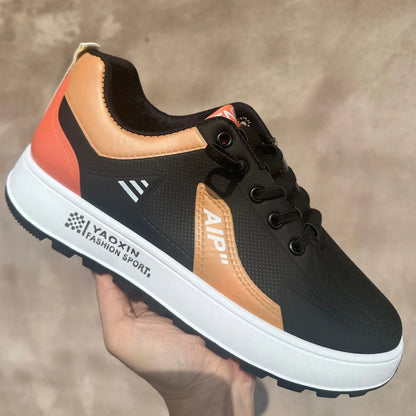 Men's solid colour round-toe casual sneakers in artificial PU material.