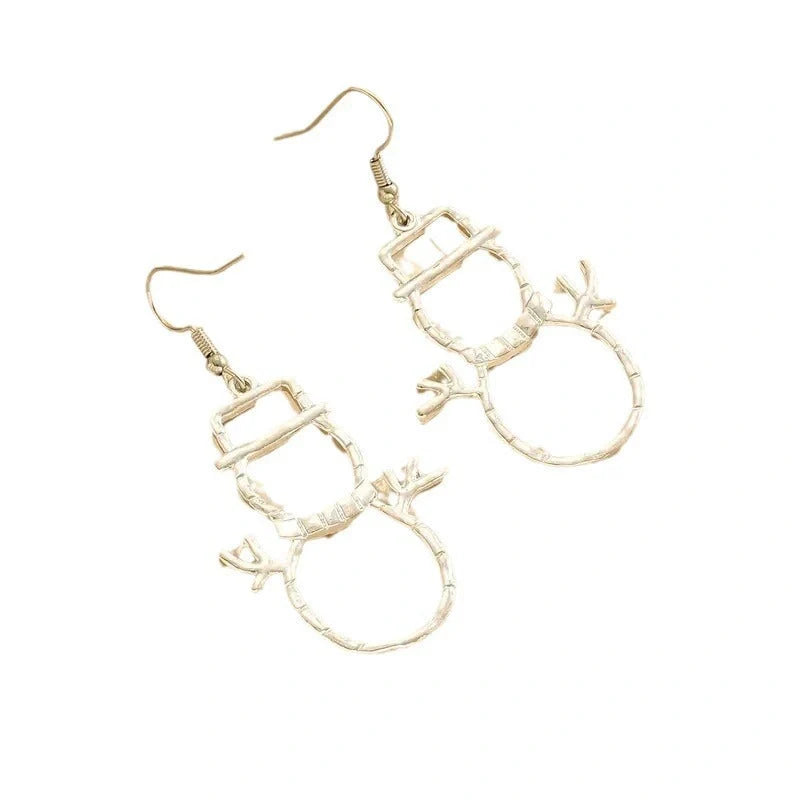 Personalized snowman-themed earrings and pendant set for Christmas, made of durable zinc alloy.