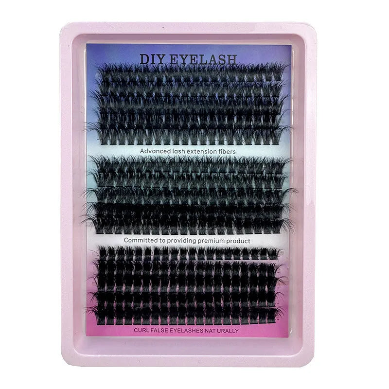 Creative large capacity false eyelash storage box with dimensions 13.7cm by 13.5cm by 1.4cm.