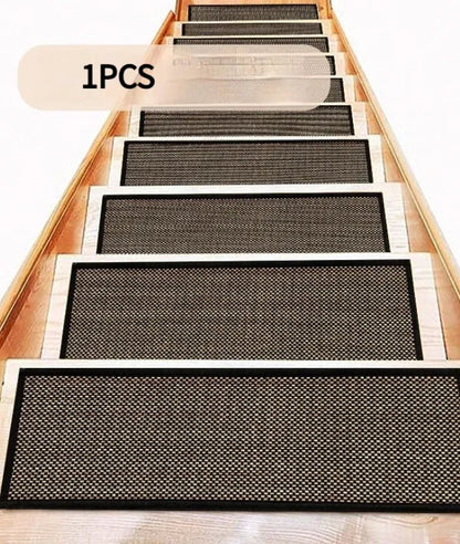 Japanese-style solid colour linen-like stair mat with rubber bottom on a wooden step.